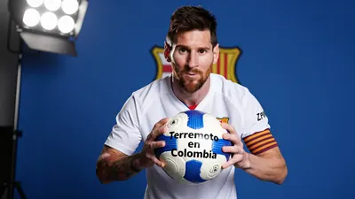 Barcelona shows solidarity with Colombia after the earthquake