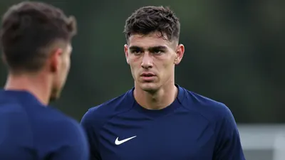 Twente's young defender Ruud Nijstad is pushing for a move to Barcelona before the deadline, while left-back Alejandro...
