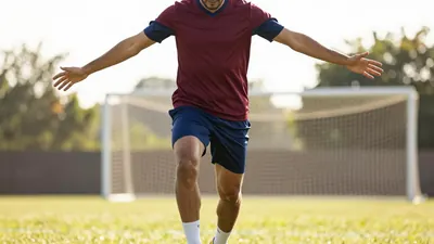 The club has confirmed the Brazilian winger's thigh edema is not serious and expects him to be available for Saturday's...