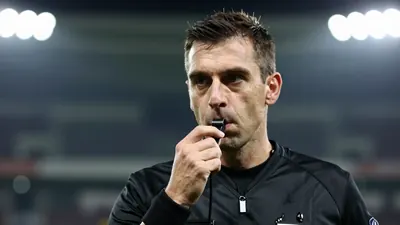 El árbitro alemán Sven Jablonski dirigirá el primer partido del Barcelona en la Liga de Campeones ante el Feyenoord, en...