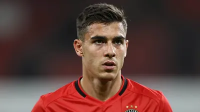 Feyenoord ha completado su mercado de verano fichando a Reiss Nelson del Arsenal y Mika Mármol, ex del Barça, entre otros...
