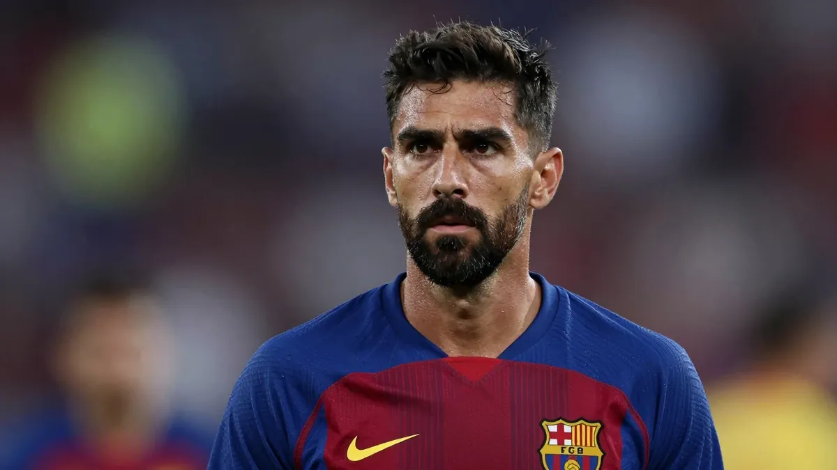 Sergio Busquets regresa a Barcelona como entrenador asistente